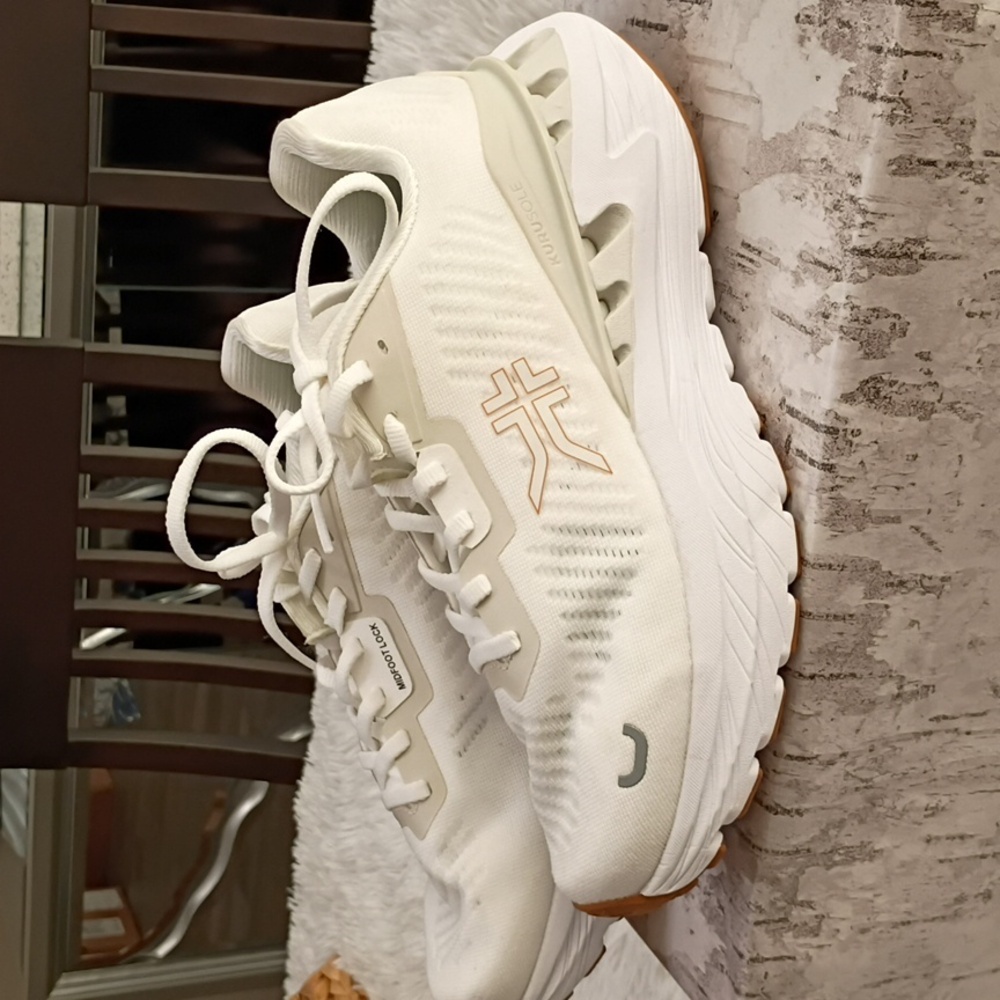 KURU Cloud+ Triple Max Ion White & Cream Running Plantar Fascitis Sneakers 8.5M